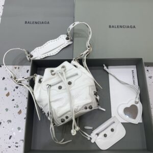 Balenciaga city