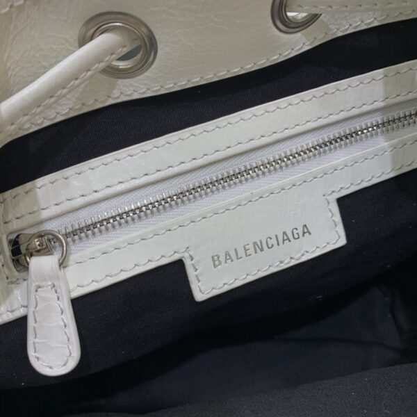 Balenciaga city