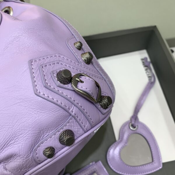 Balenciaga city