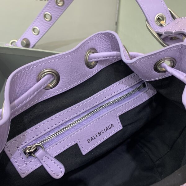 Balenciaga city