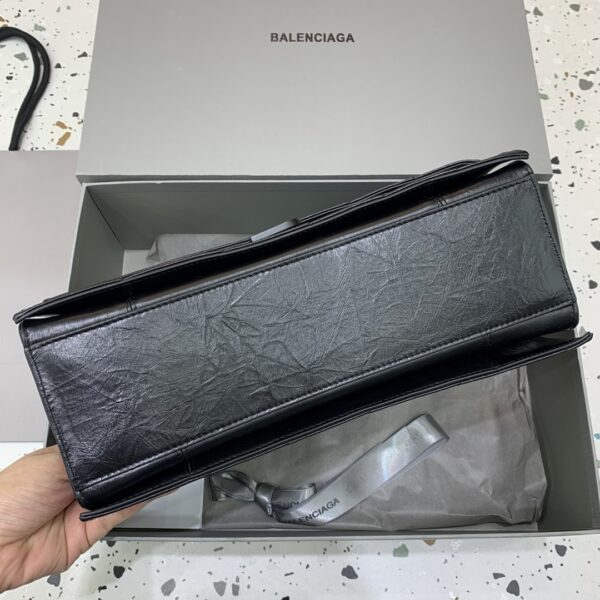 Balenciaga crush medium