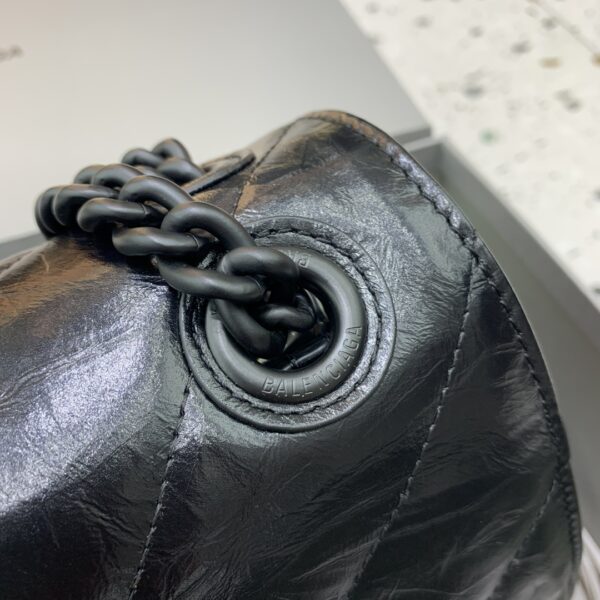 Balenciaga crush medium