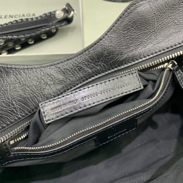Balenciaga Neo cagole