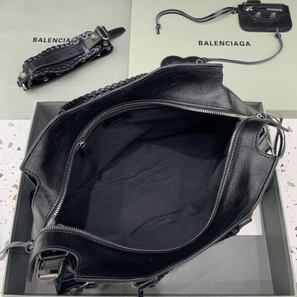 Balenciaga Neo cagole