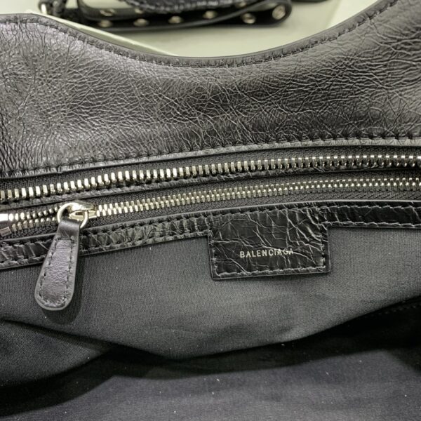 Balenciaga Neo cagole