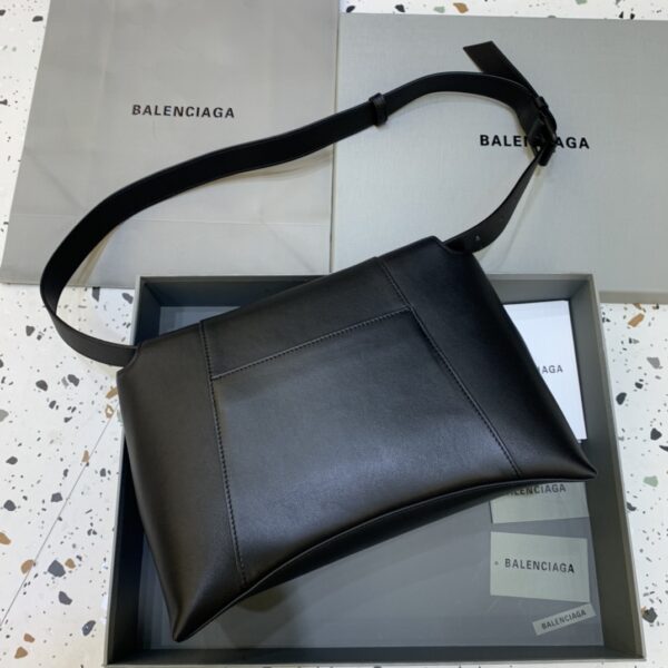 Balenciaga Hourglass