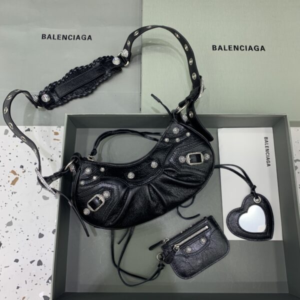 Balenciaga Le Cagole