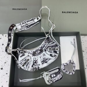 Balenciaga Le Cagole