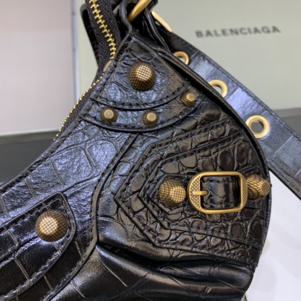 Balenciaga Le Cagole