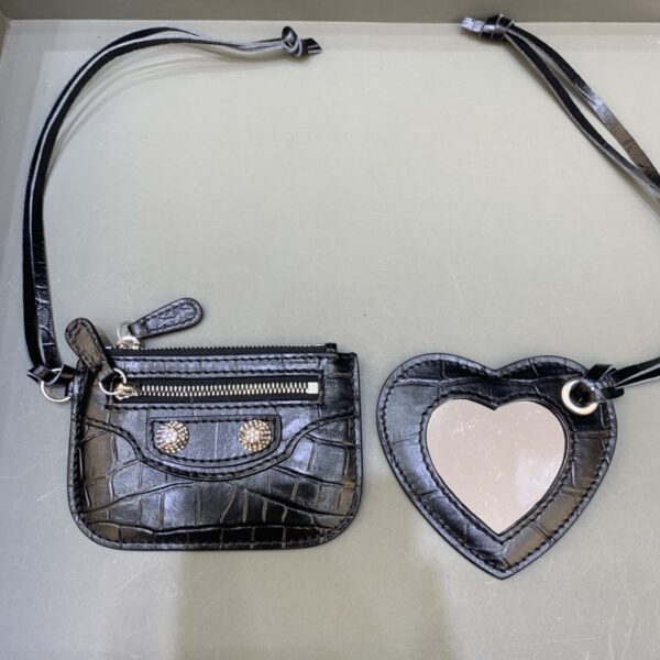 Balenciaga Le Cagole