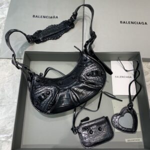 Balenciaga Le Cagole