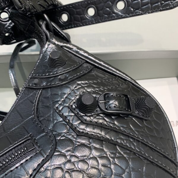 Balenciaga Le Cagole