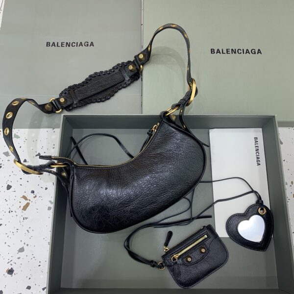 Balenciaga Le Cagole