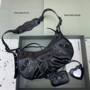 Balenciaga Le Cagole