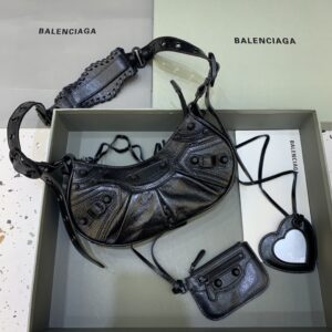 Balenciaga Le Cagole