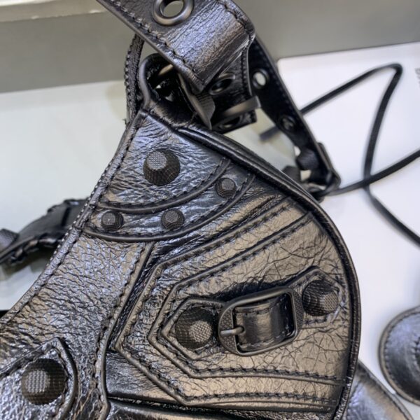 Balenciaga Le Cagole