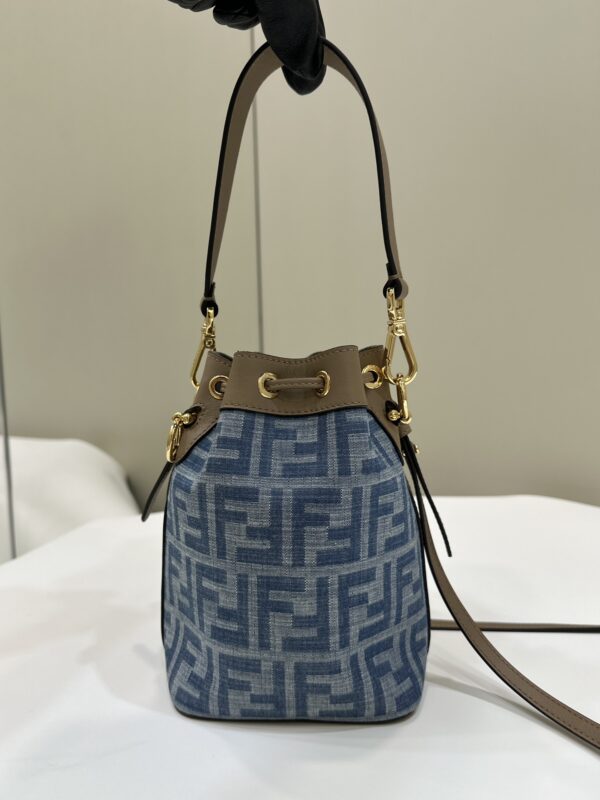 Fendi Mon Tresor Small Bag