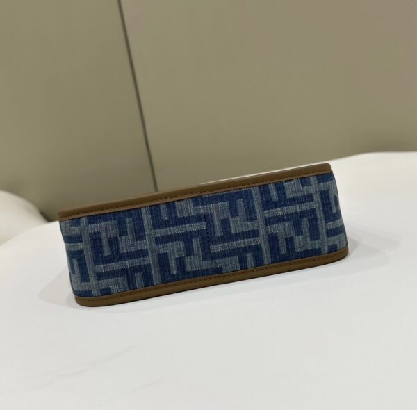 Fendi Mini Fendessence