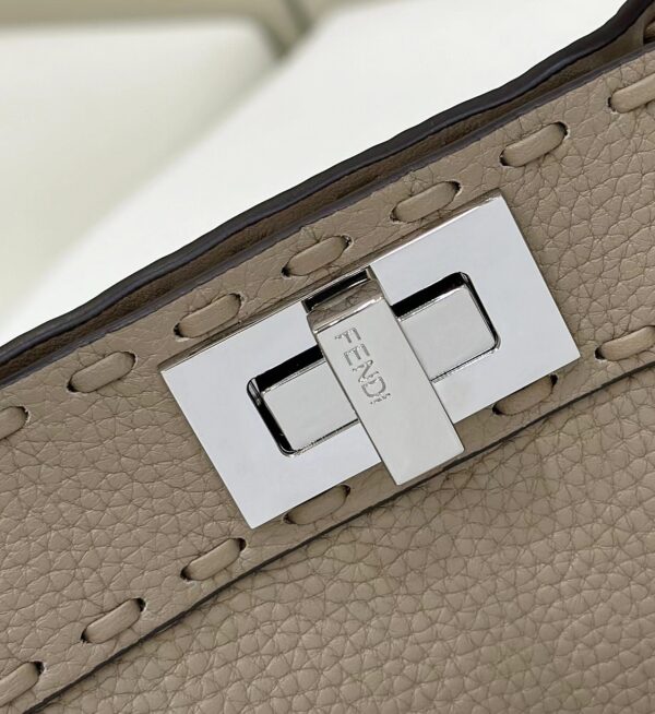 FENDI Peekaboo ISeeU Small