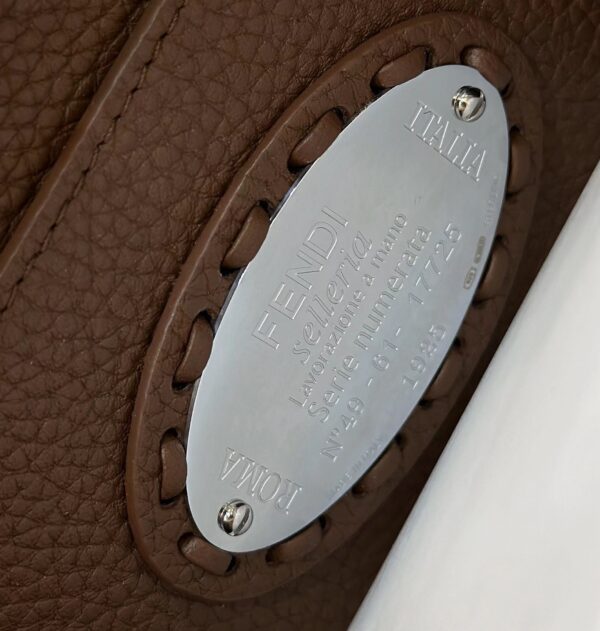 FENDI Peekaboo ISeeU Small