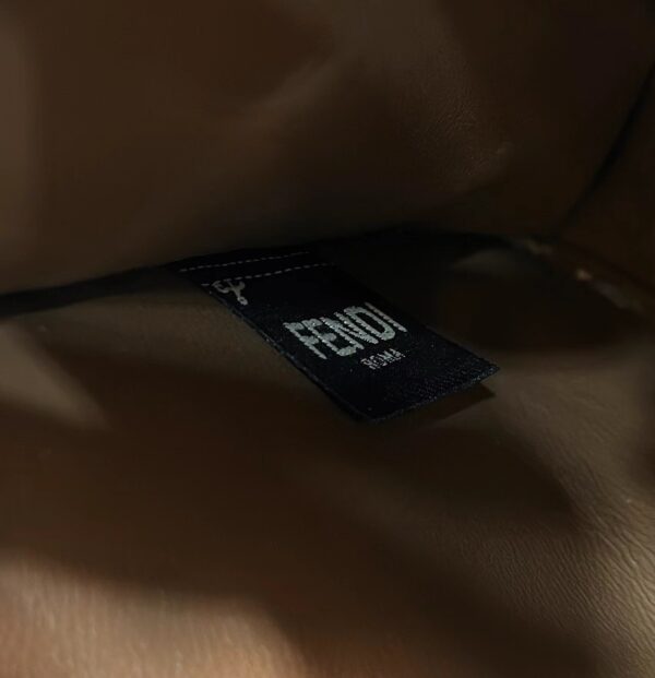 FENDI Peekaboo ISeeU Small