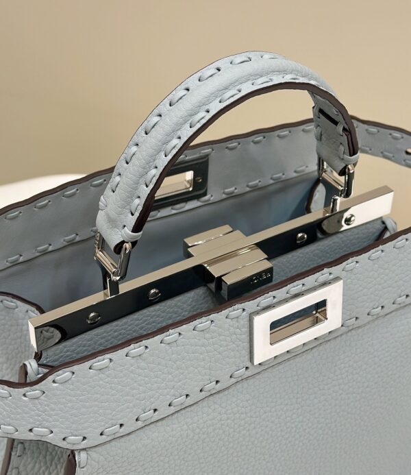 FENDI Peekaboo ISeeU Small