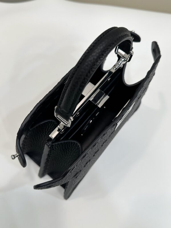 FENDI PEEKABOO I see you petite mini