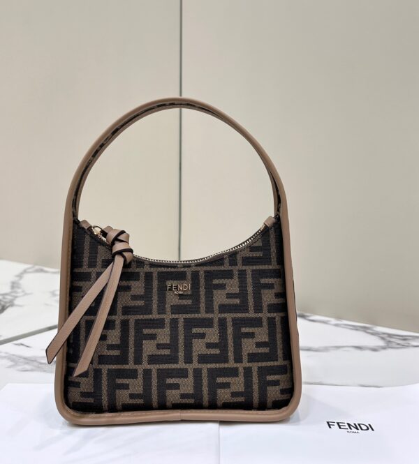 Fendi Mini Fendessence