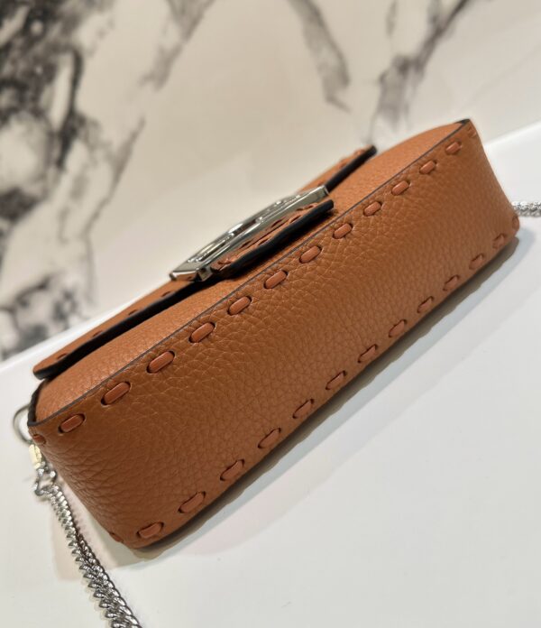 FENDI BAGUETTE