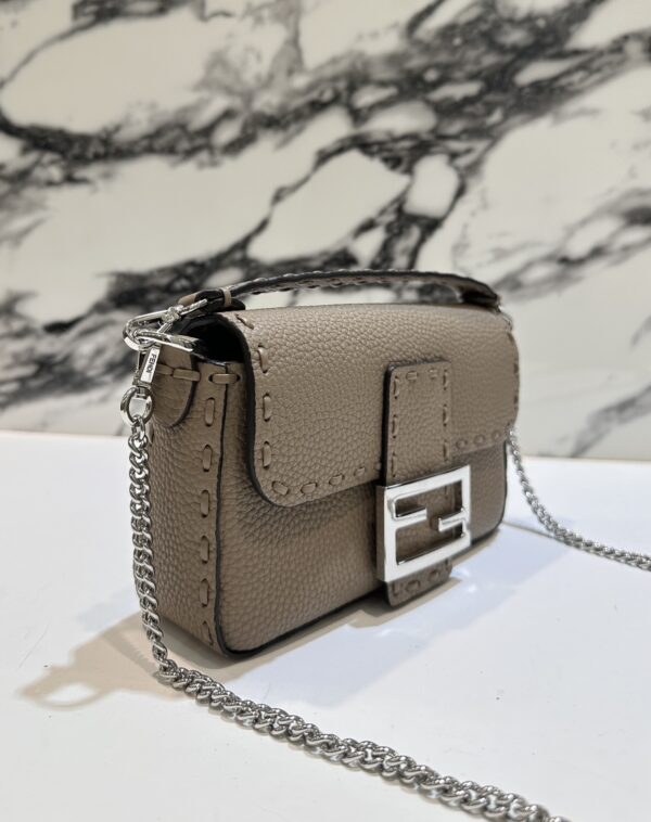 FENDI BAGUETTE
