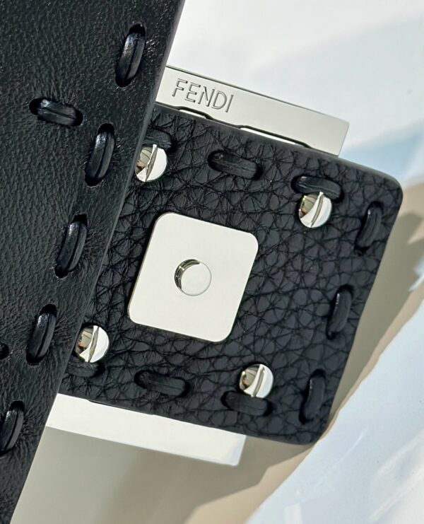 FENDI BAGUETTE
