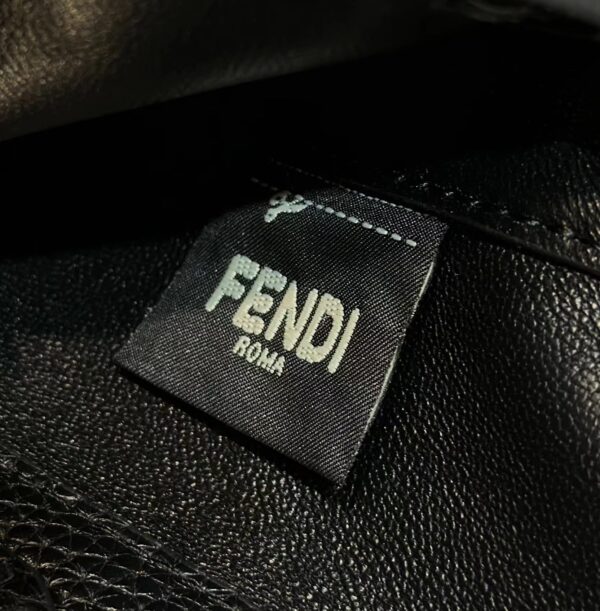 FENDI BAGUETTE