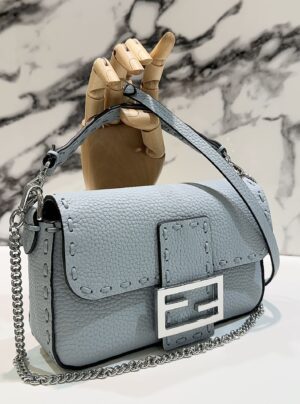 FENDI BAGUETTE