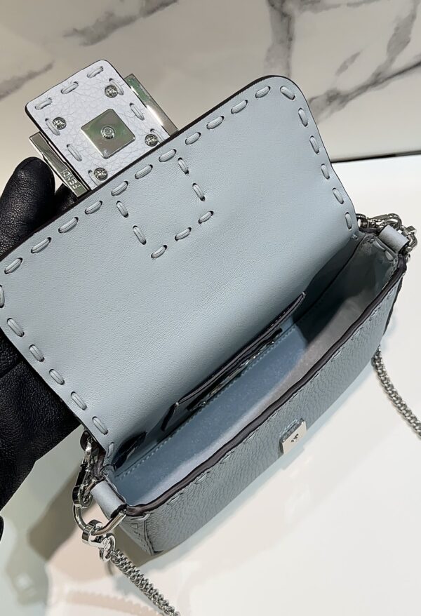FENDI BAGUETTE
