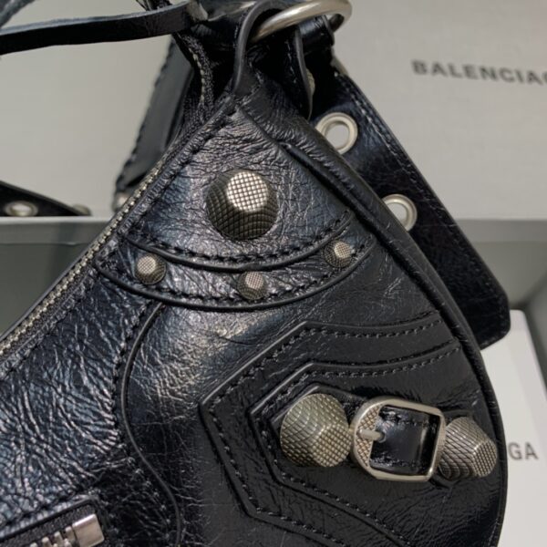 Balenciaga Le Cagole