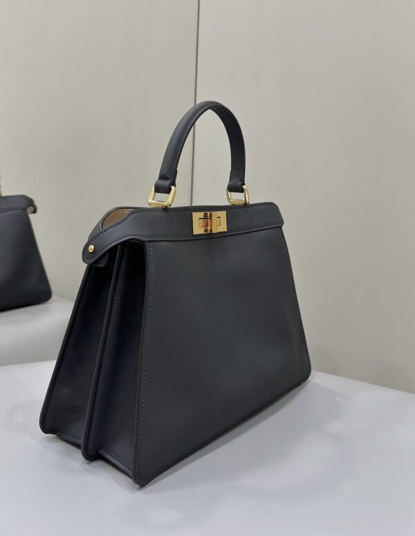 Fendi New Style Peekaboo I See U