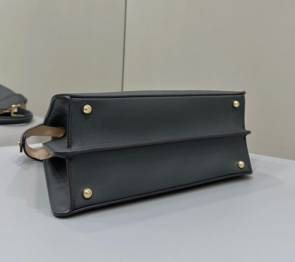 Fendi New Style Peekaboo I See U