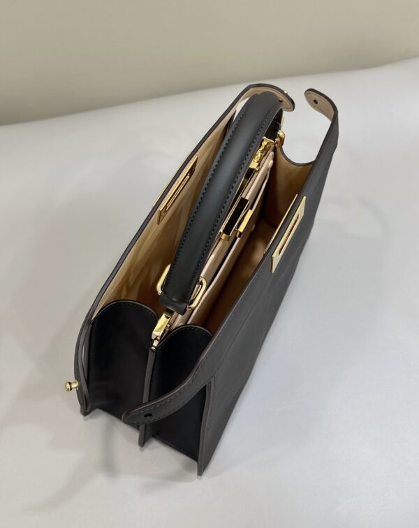 Fendi New Style Peekaboo I See U