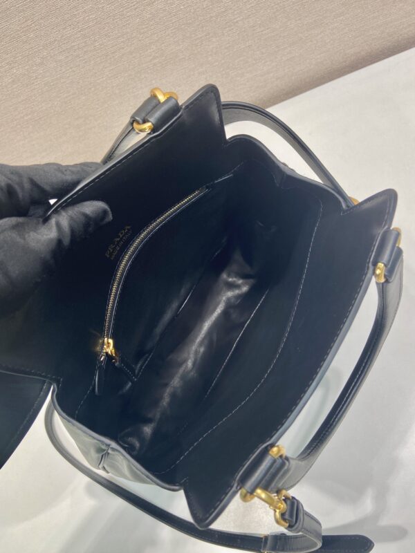 Prada Medium Prada Carey leather bag