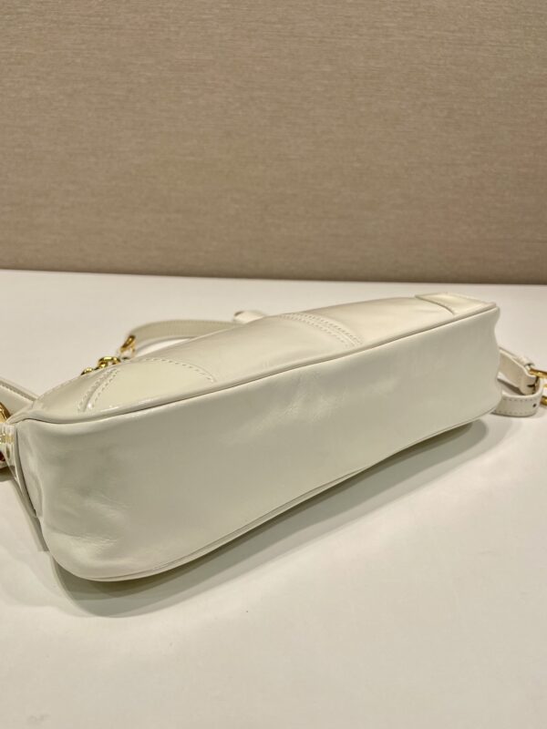 Prada Re-Edition 2002 medium leather shoulder bag