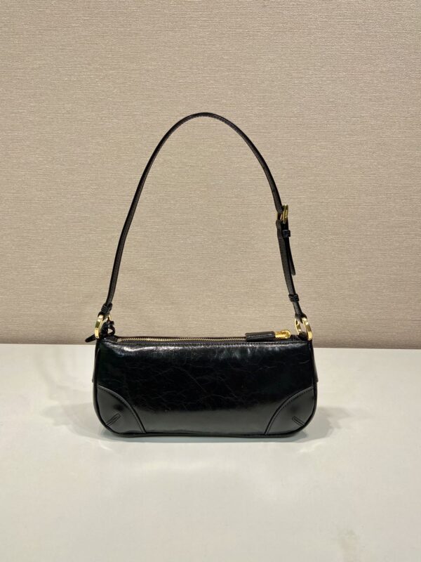 Prada Re-Edition 2002 small leather shoulder bag