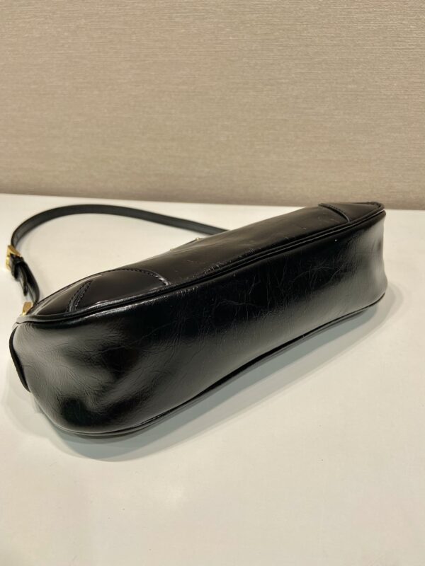 Prada Re-Edition 2002 small leather shoulder bag