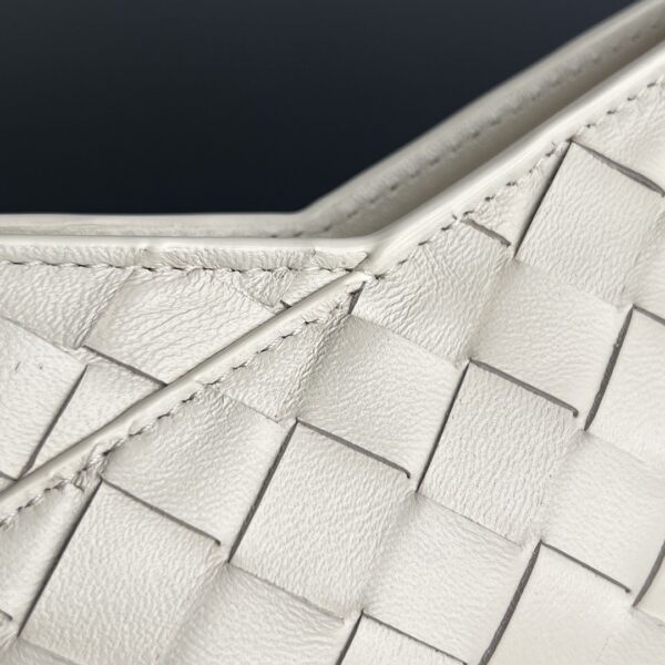 BOTTEGA VENETA Baby Solstice