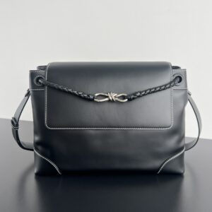 BOTTEGA VENETA Andiamo Messenger