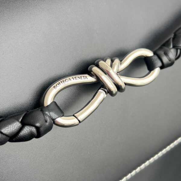 BOTTEGA VENETA Andiamo Messenger