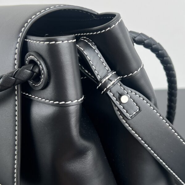 BOTTEGA VENETA Andiamo Messenger