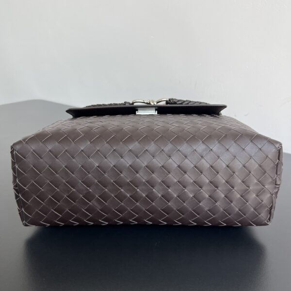 BOTTEGA VENETA Andiamo Messenger