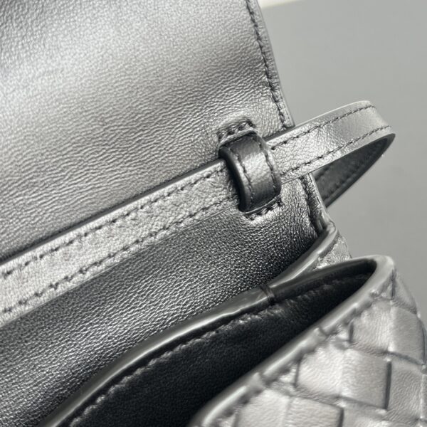 BOTTEGA VENETA Knot Lock