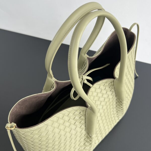 BOTTEGA VENETA Pinacoteca Medium