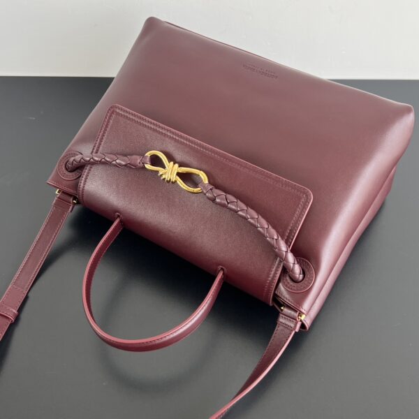 BOTTEGA VENETA Ciao Ciao